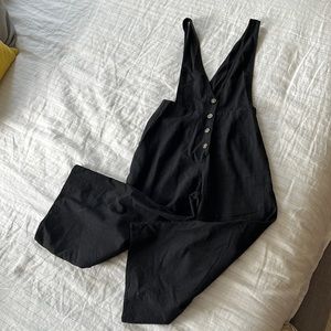 SIENNA SKY - low cut lightweight cropped jumpsuit